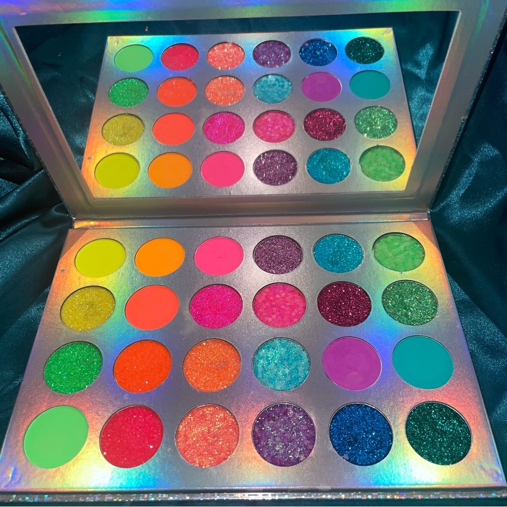Neon glitter palette